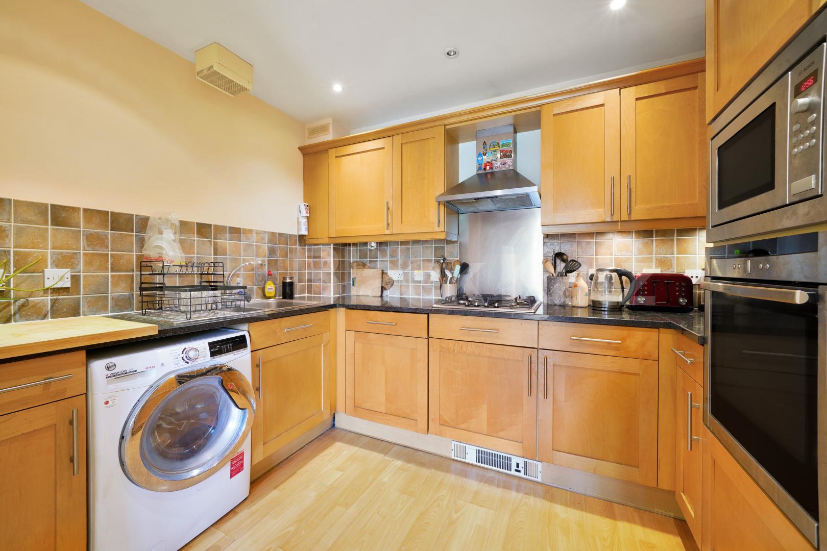 Boasting size, quality & location Bentham House.Falmouth Road, Borough/London Bridge